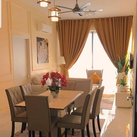 Aleeya Suite @ Troika Residence Kota Bharu Buitenkant foto